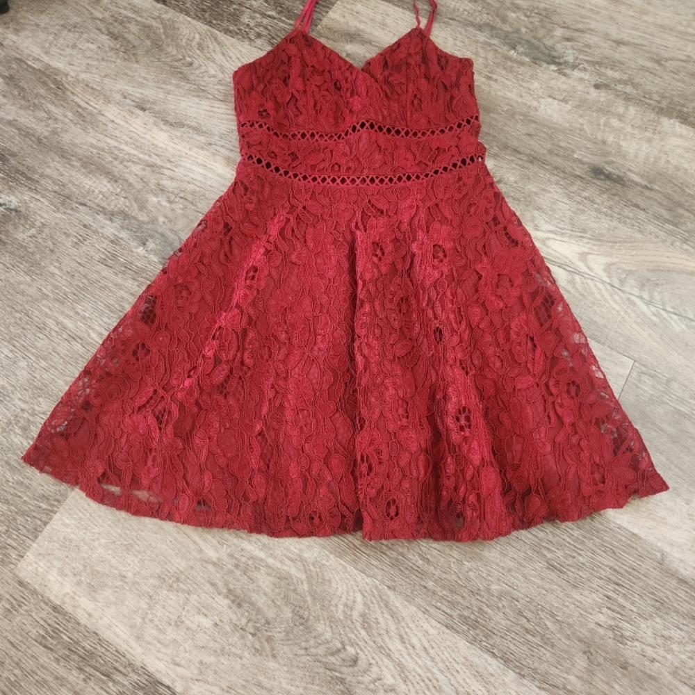 Charming Lace Francescas Dress in Rich Red